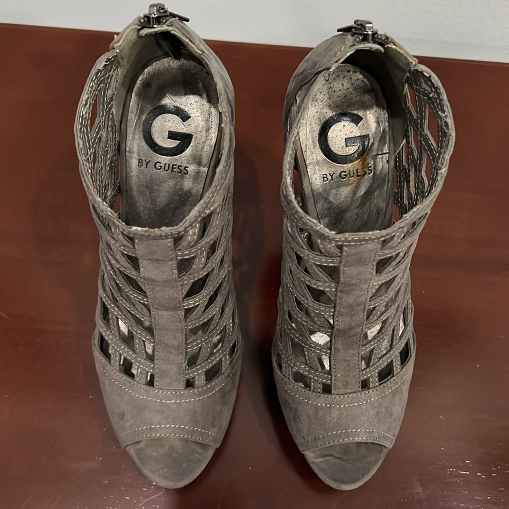 G by Guess GG-CHENTEL2 Gray Fabric Size 7 - Picture 6 of 13